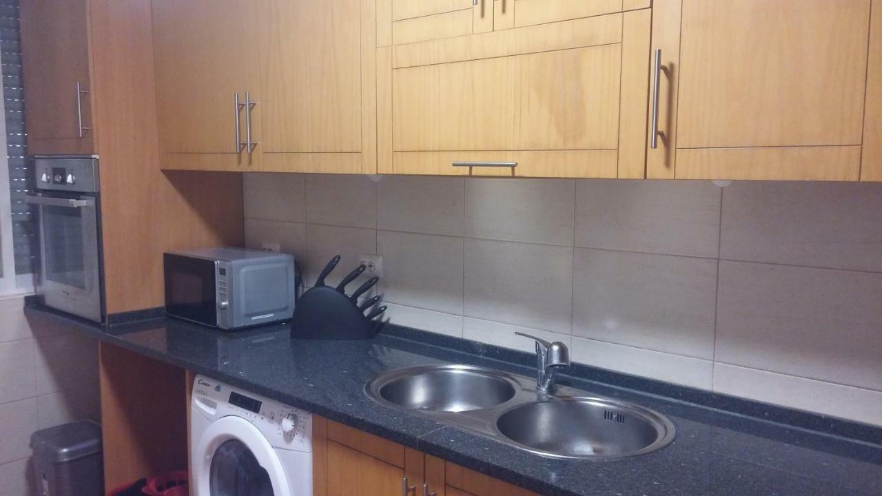 Encarnacao Metro 1/2 Apartment Lisbon Bagian luar foto
